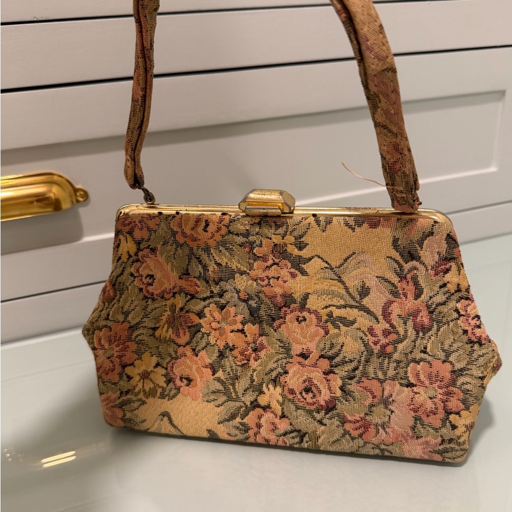 Vintage Floral Tapestry Handbag with Brass Clasp